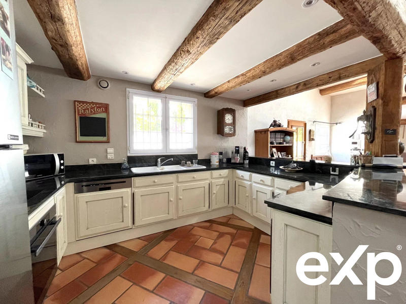 Maison - 193 m² - 5 pièces