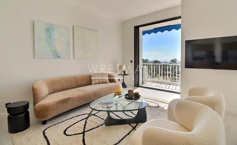 Appartement - 99 m² - 4 pièces