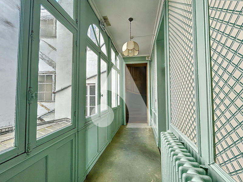 Hôtel particulier - 1 050 m² - 30 pièces