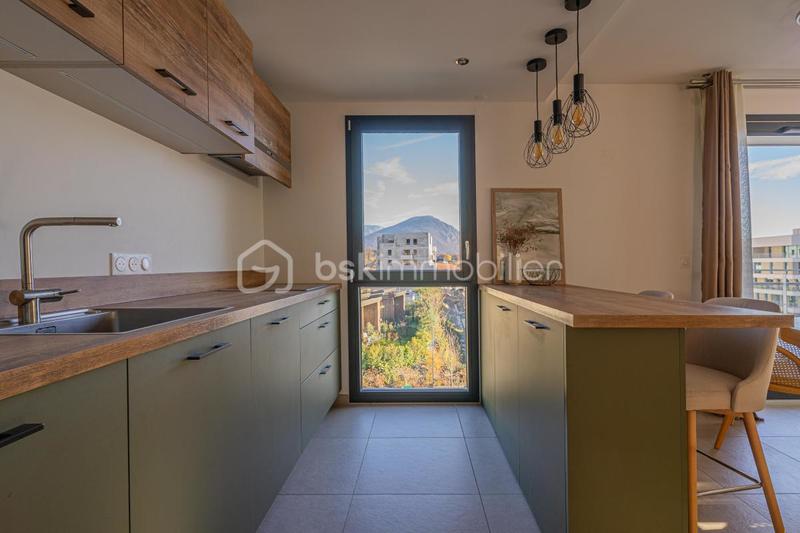 Appartement - 65 m² - 3 pièces