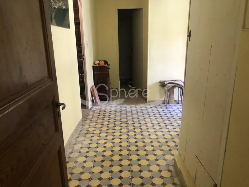 Immeuble mixte - 12 pièces