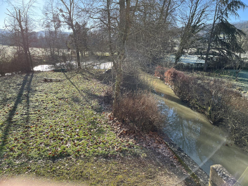 Maison - 254 m² - 4 pièces