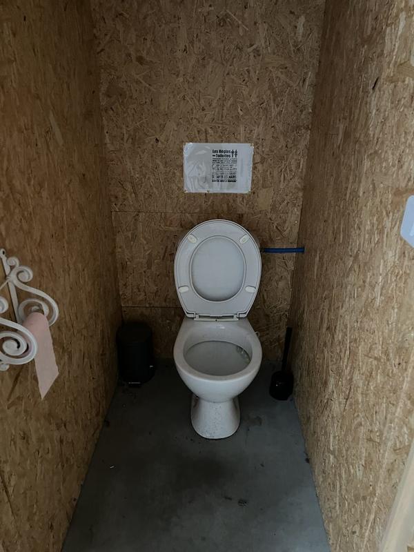 Local d'activités - 300 m² - 5 pièces