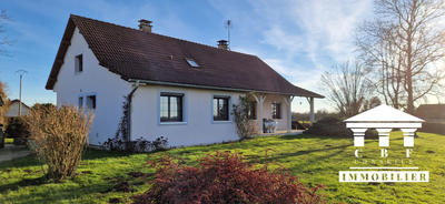 Maison - 153 m² - 8 pièces