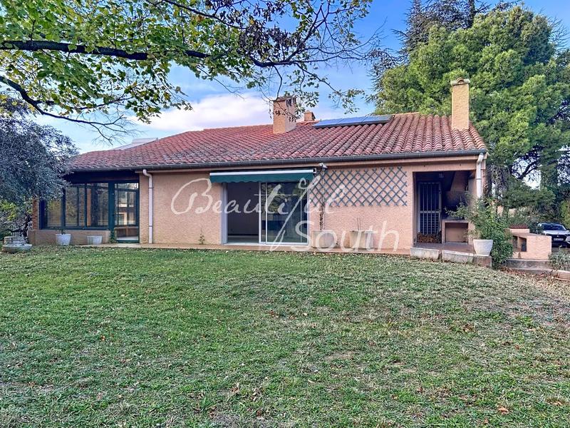 Maison - 206 m² - 6 pièces