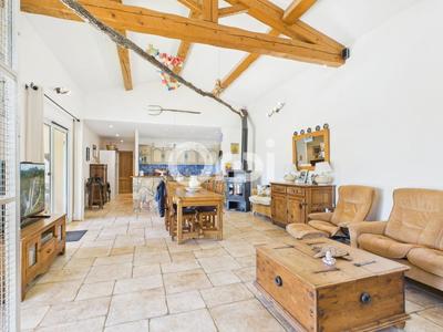 Maison - 336 m² - 11 pièces