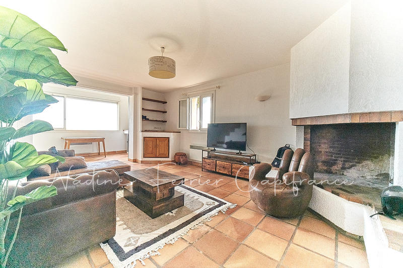 Appartement - 95 m² - 5 pièces