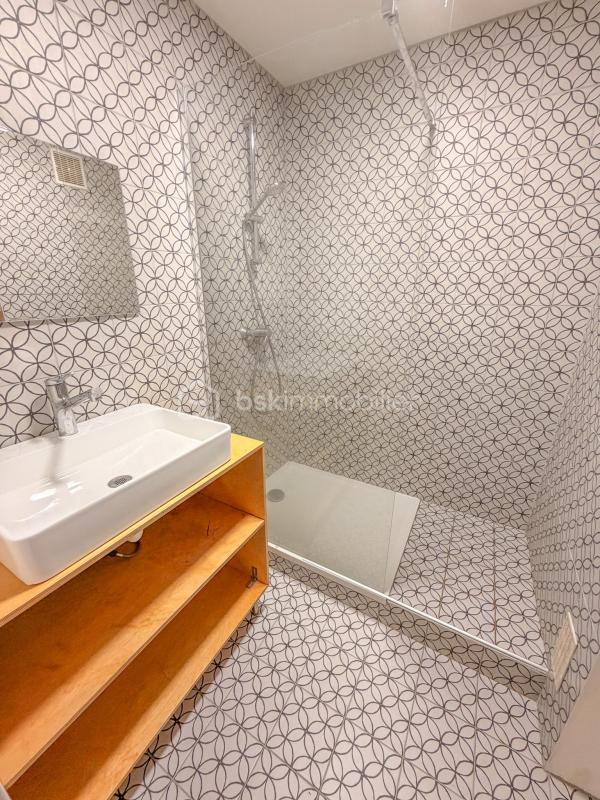 Appartement - 81 m² - 3 pièces