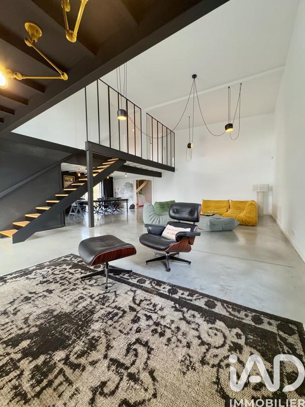 Maison - 286 m² - 5 pièces