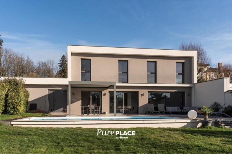 Maison - 162 m² - 6 pièces
