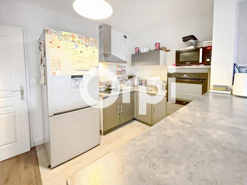 Appartement - 80 m² - 3 pièces