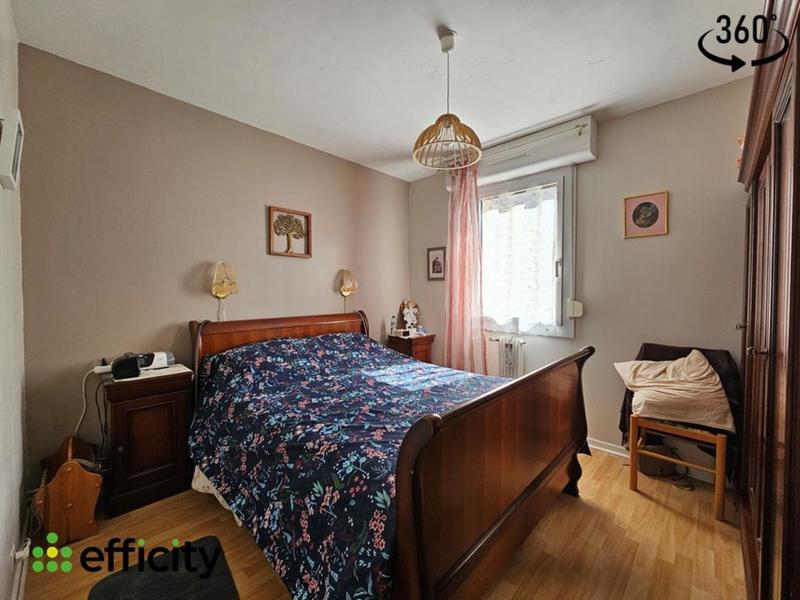 Appartement - 77 m² - 4 pièces