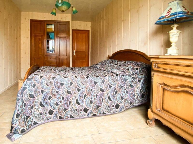 Demeure - 155 m² - 8 pièces