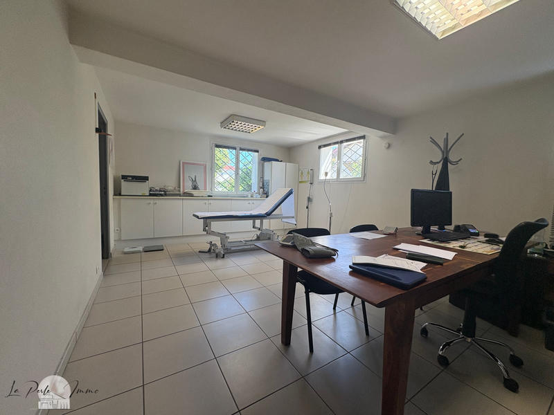 Villa - 180 m² - 7 pièces