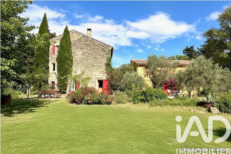 Maison - 300 m² - 10 pièces