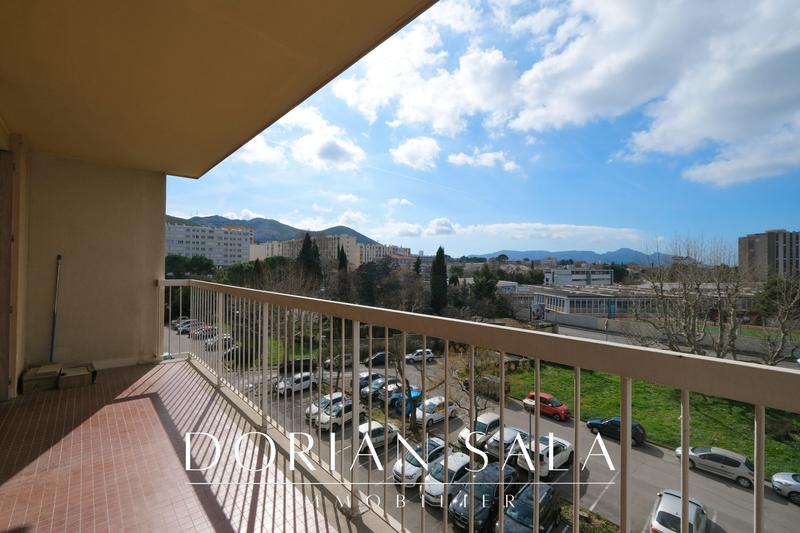 Appartement - 86 m² - 4 pièces