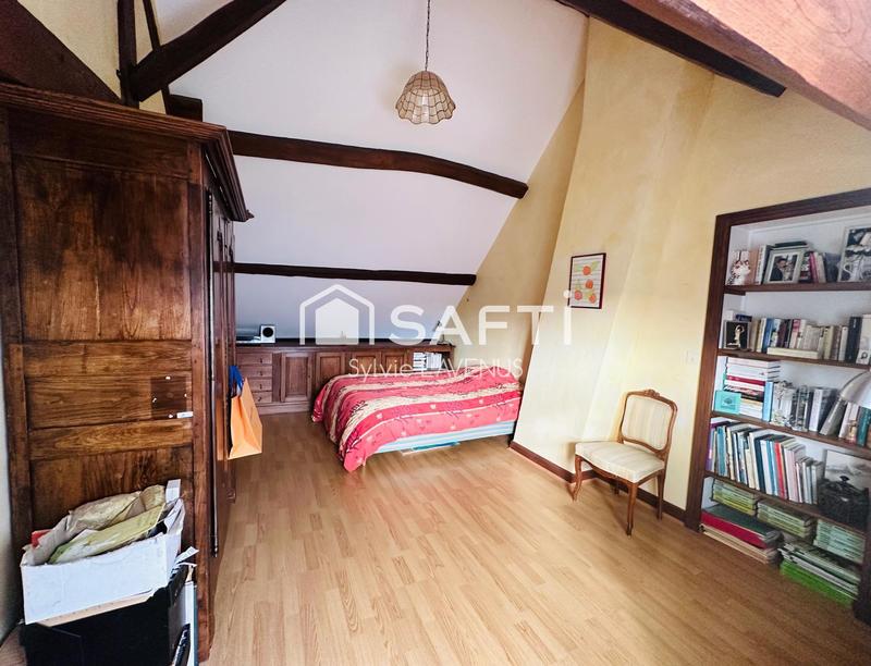 Maison - 153 m² - 8 pièces