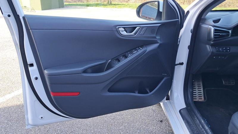 Hyundai Ioniq 1.6 GDi 141 Hybrid Dct6 Executive