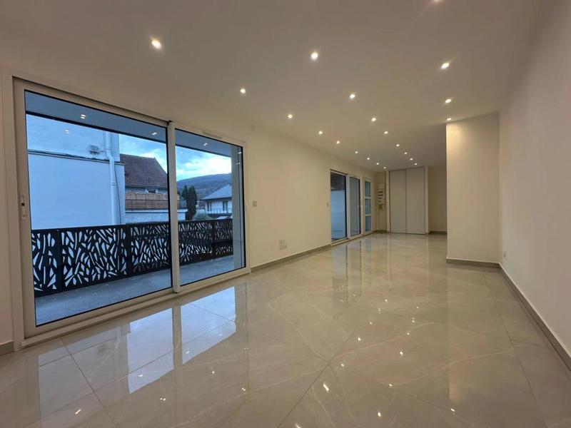 Appartement - 105 m² - 4 pièces