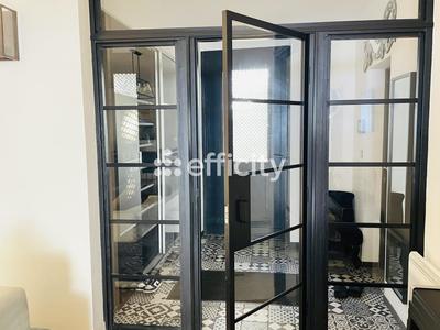 Demeure - 200 m² - 7 pièces