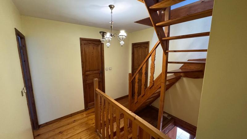 Maison - 164 m² - 7 pièces