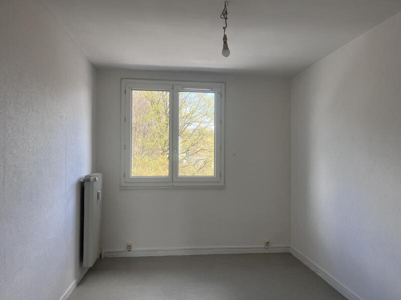 Appartement - 70 m² - 4 pièces