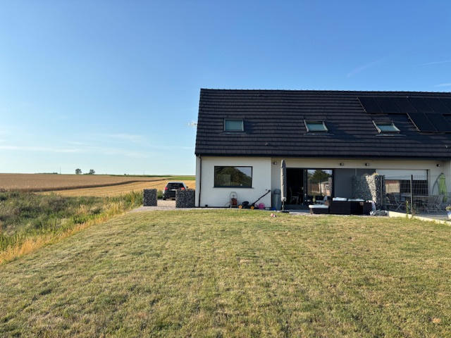 Maison - 105 m² - 5 pièces