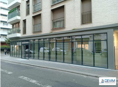 Local commercial - 192 m²