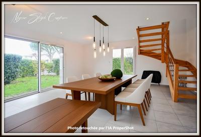 Maison - 85 m² - 4 pièces