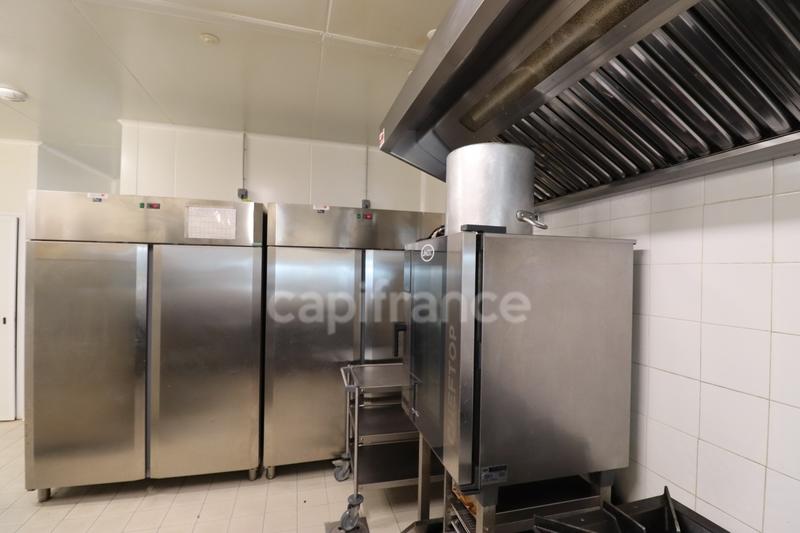 Fonds de commerce - 200 m²