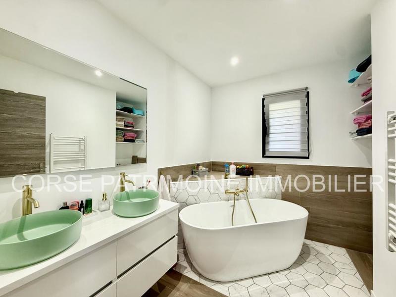 Villa - 130 m² - 6 pièces