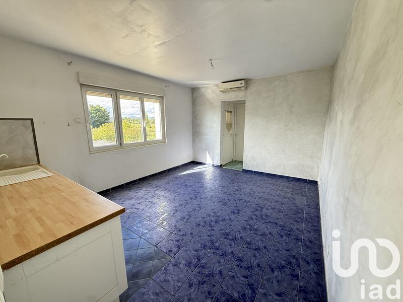 Maison - 330 m² - 14 pièces