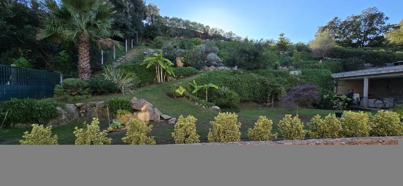 Maison - 360 m² - 12 pièces