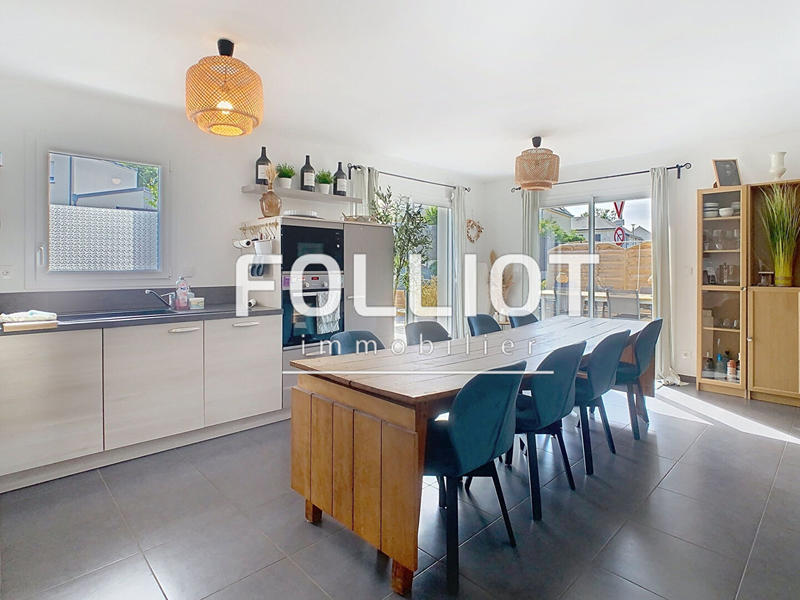 Maison - 110 m² - 5 pièces