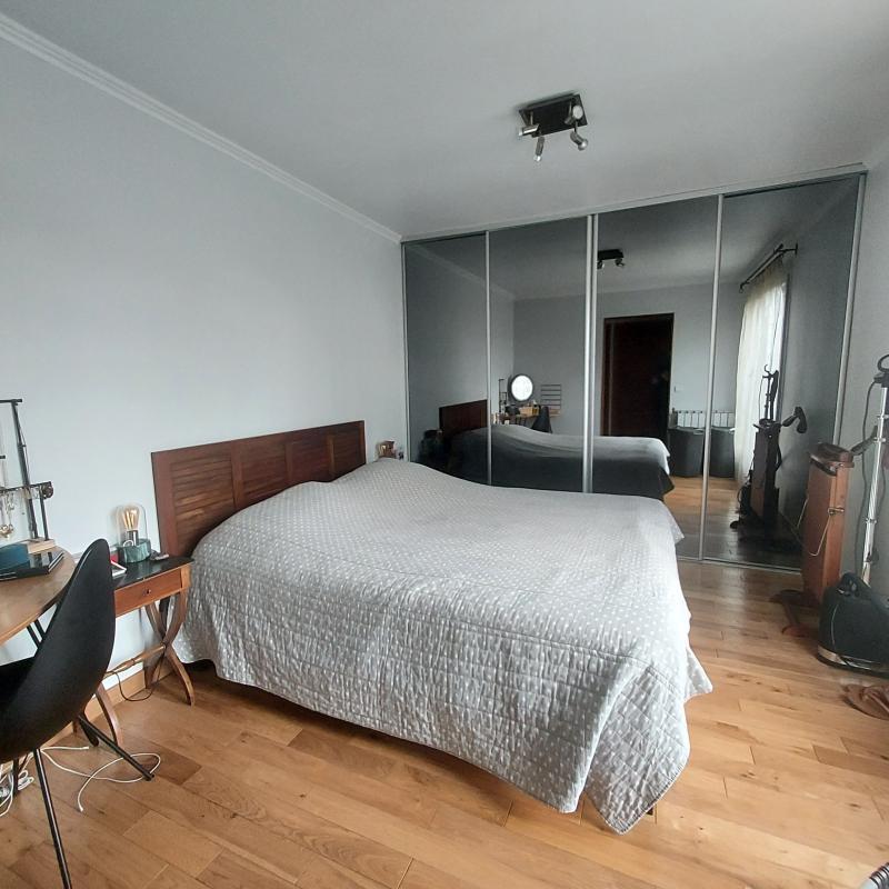 Maison - 184 m² - 5 pièces