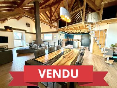 Maison - 185 m² - 5 pièces