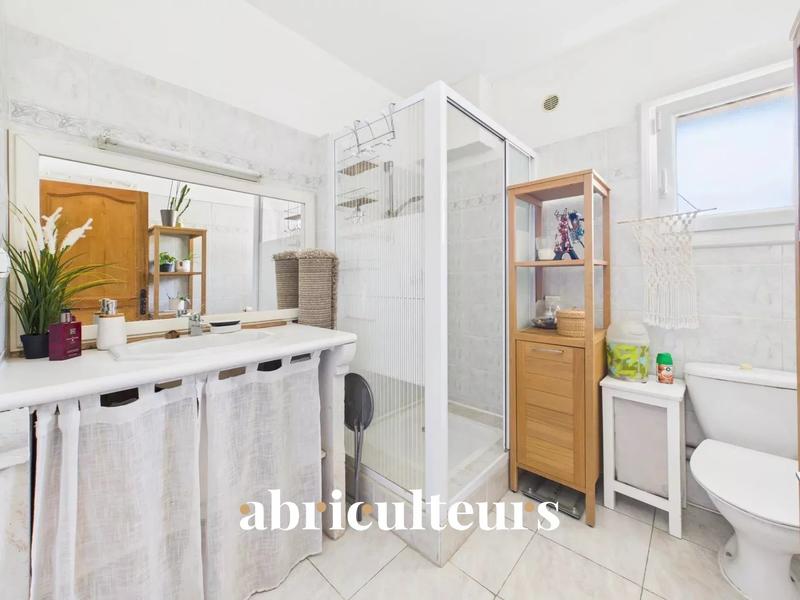 Maison - 192 m² - 7 pièces