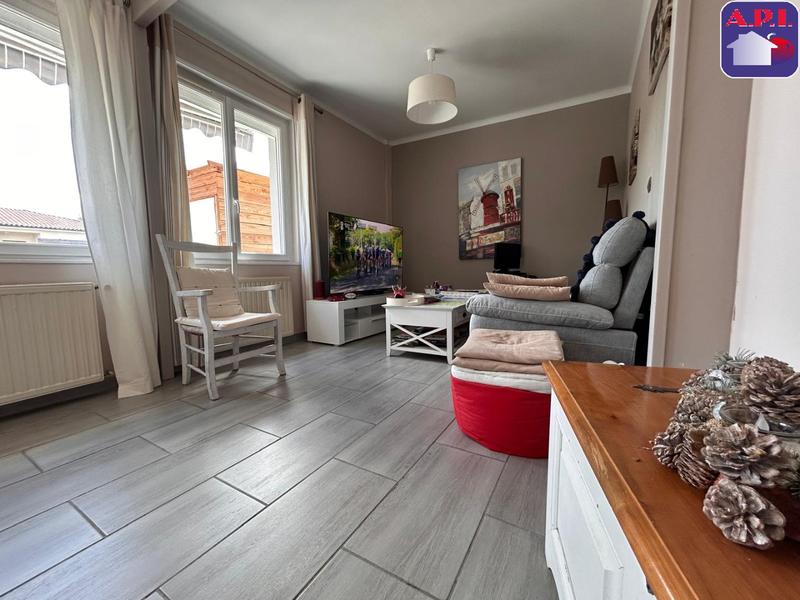 Maison - 99 m² - 4 pièces