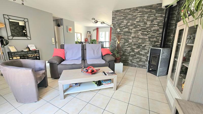 Maison - 95 m² - 4 pièces