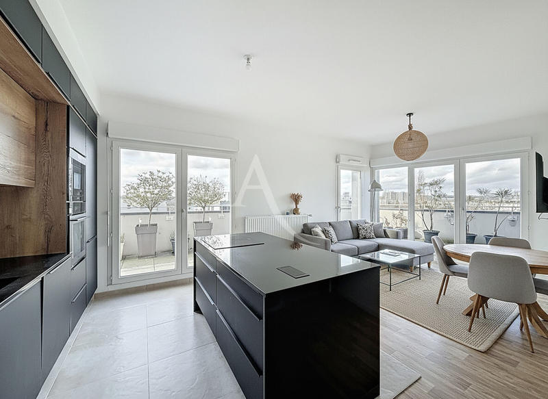 Appartement - 77 m² - 4 pièces