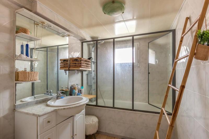 Maison - 165 m² - 8 pièces