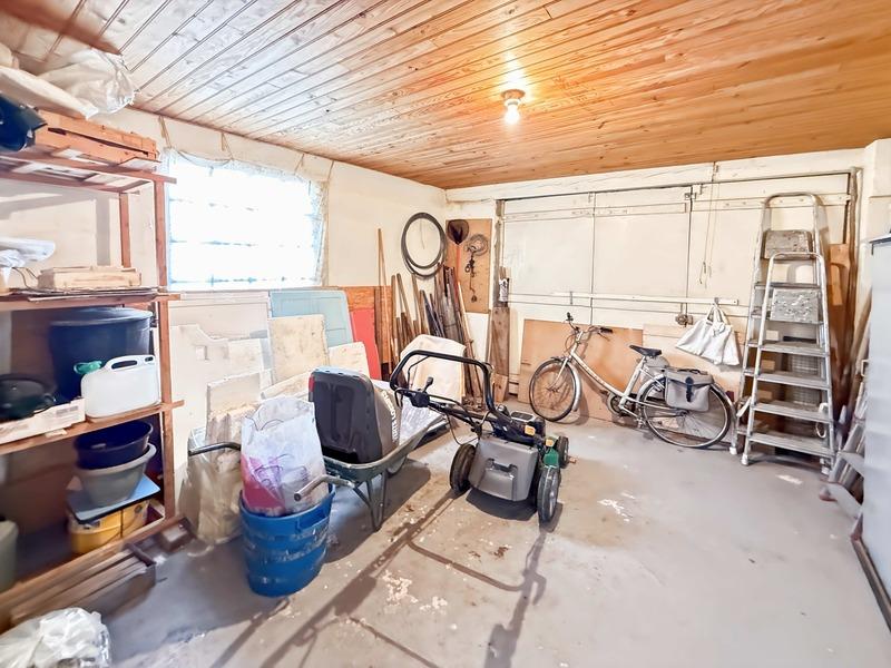 Maison - 94 m² - 8 pièces