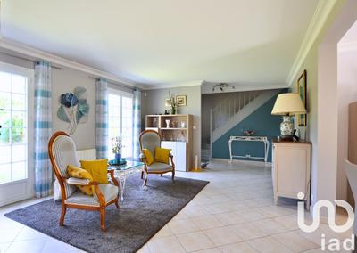 Maison - 180 m² - 7 pièces