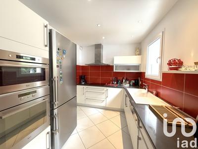 Maison - 93 m² - 4 pièces