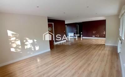 Maison - 182 m² - 6 pièces