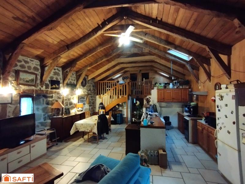 Maison - 90 m² - 4 pièces