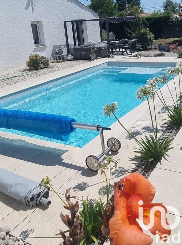 Maison - 152 m² - 6 pièces