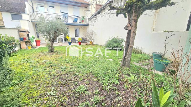 Maison - 184 m² - 10 pièces