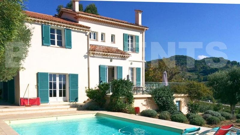 Maison - 170 m² - 6 pièces