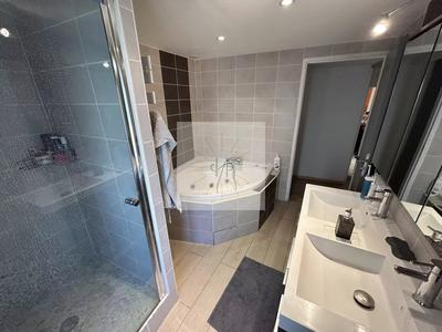 Maison - 88 m² - 3 pièces